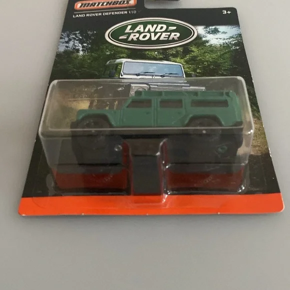 Matchbox Land Rover Defender 110 - Picture 4 of 4